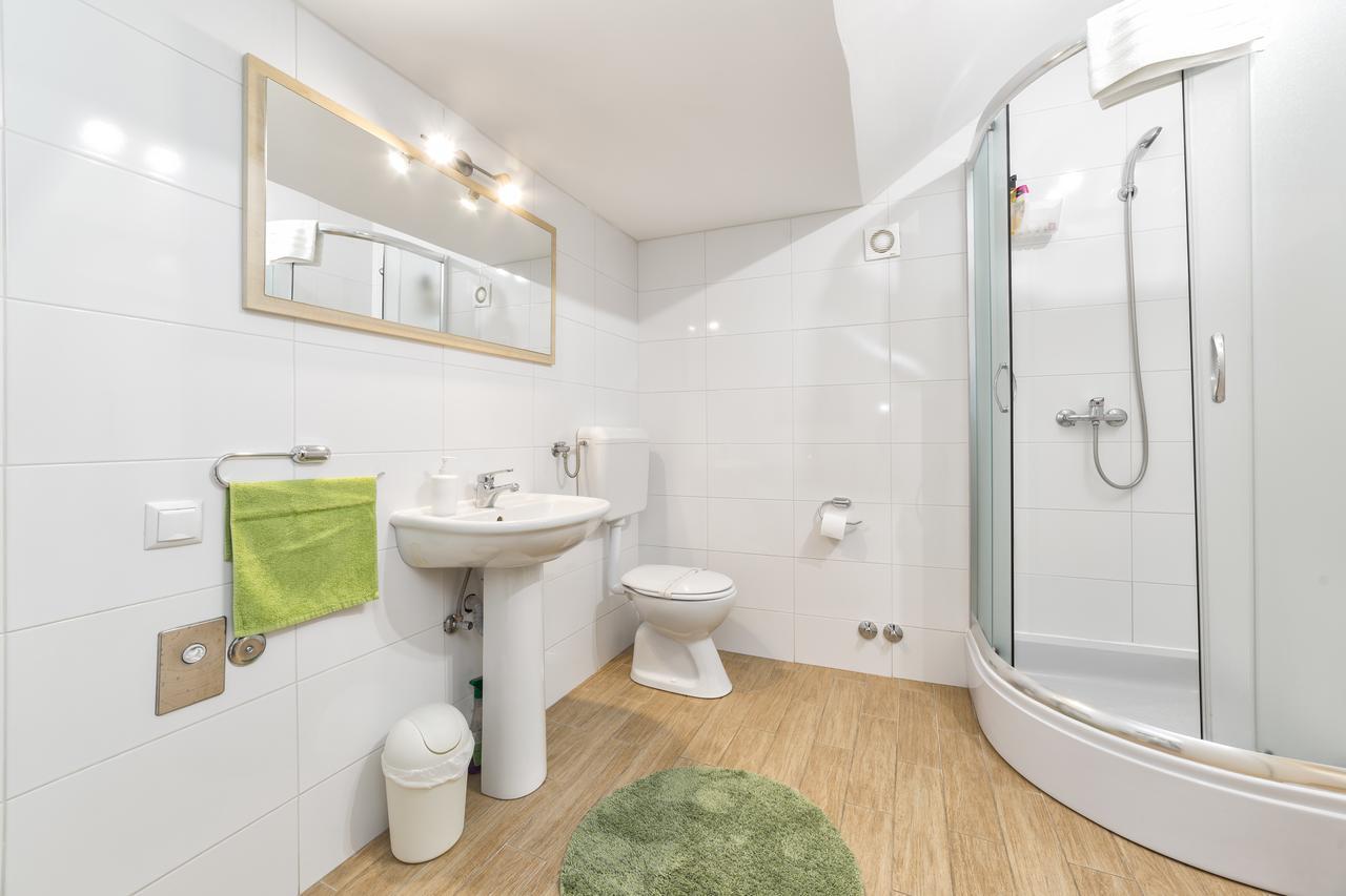 Apartment Tonka Centar *