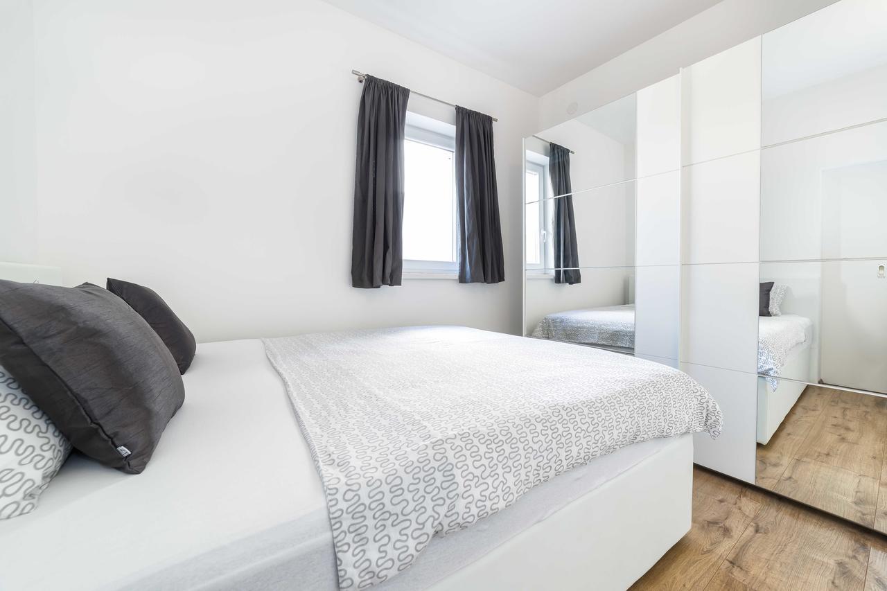 Tonka Centar Apartment *